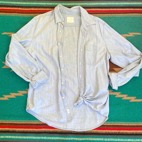 American Eagle Outfitters Tops - Women’s American Eagle Button Down